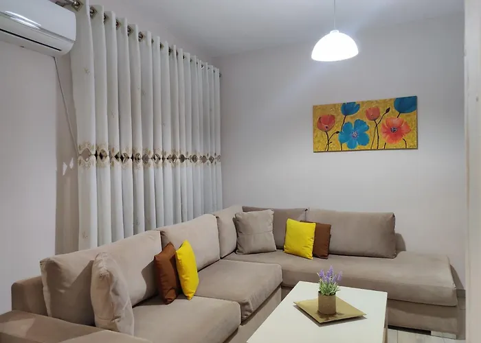 Center شقة *