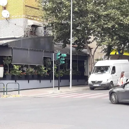 דירה Center