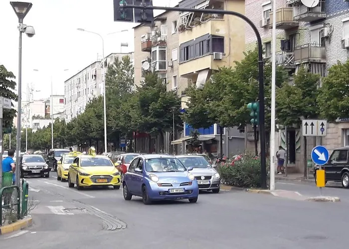 Apartament Center *