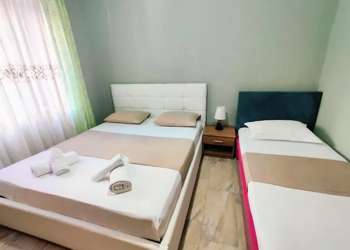 Apartament Center *